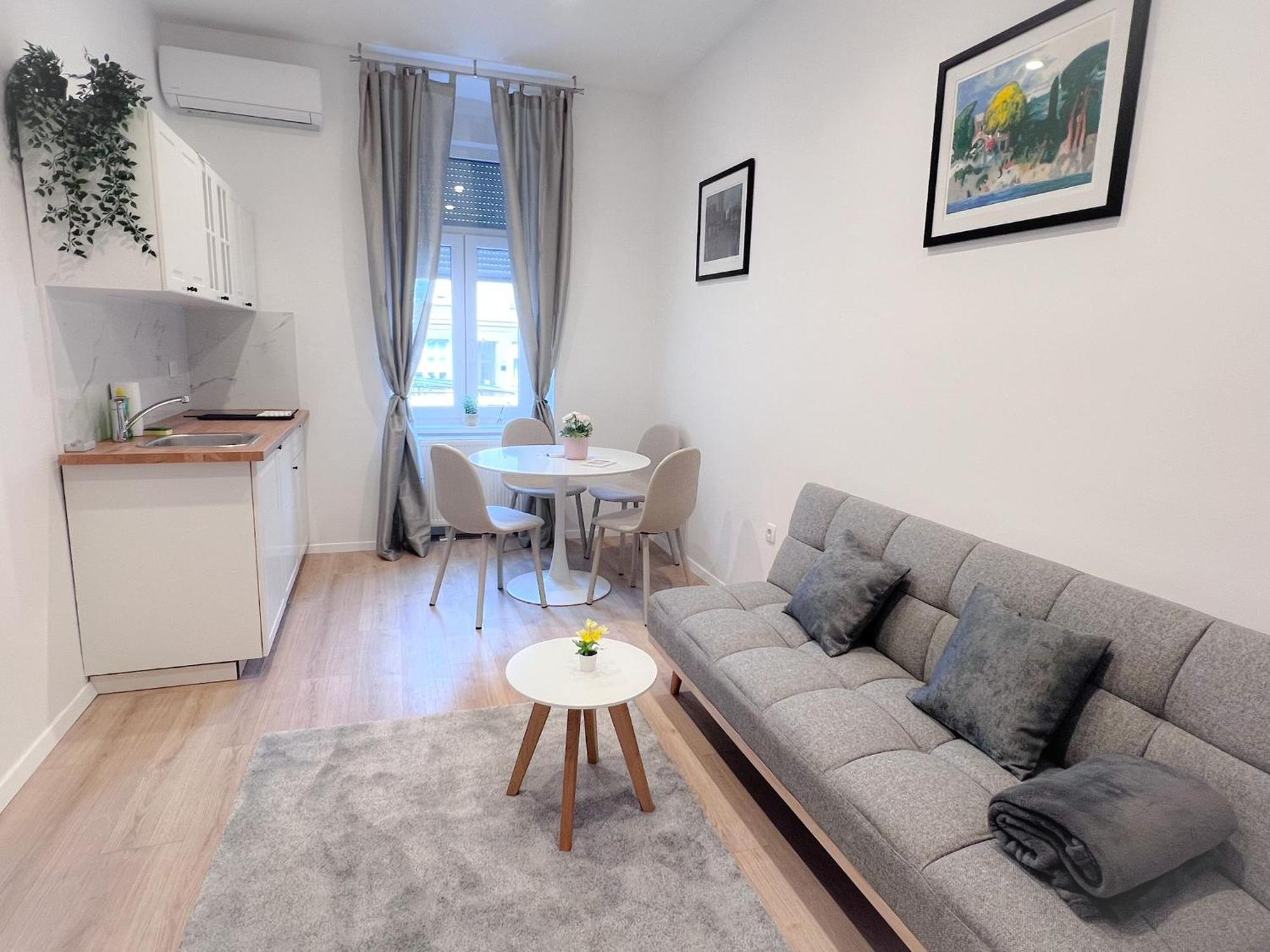 Apartman No. 3 Zagreb Bagian luar foto